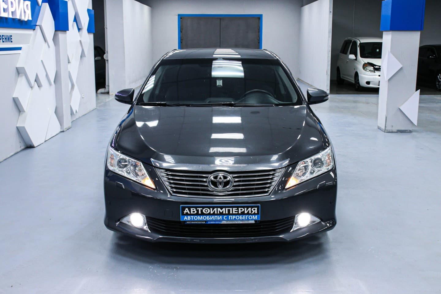 Toyota Camry 3