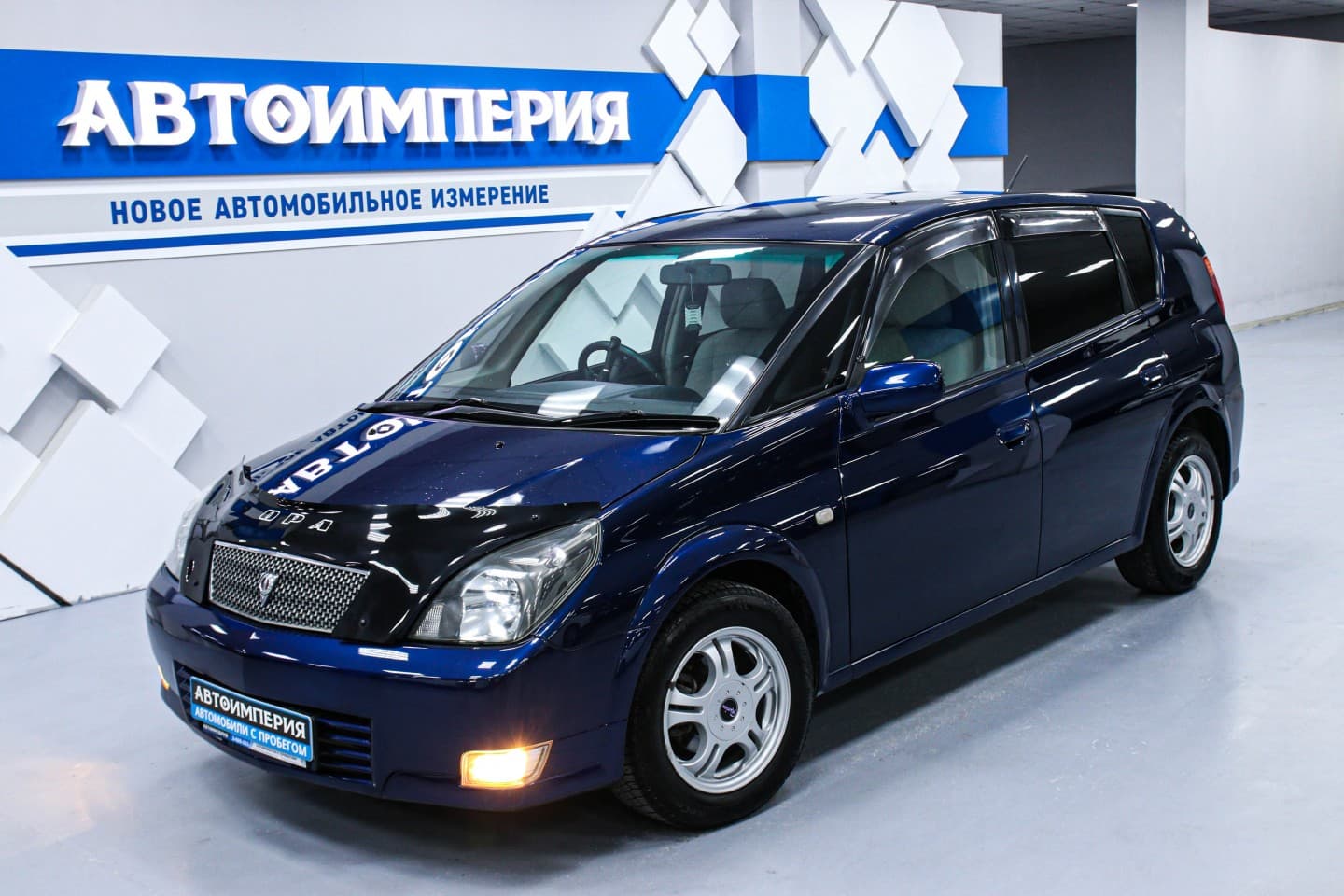 Toyota Opa 2