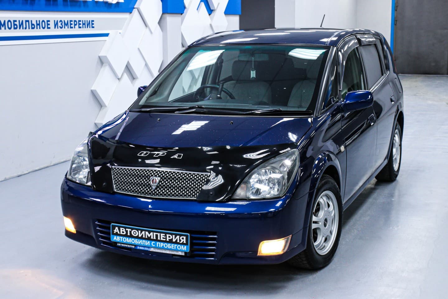 Toyota Opa 4