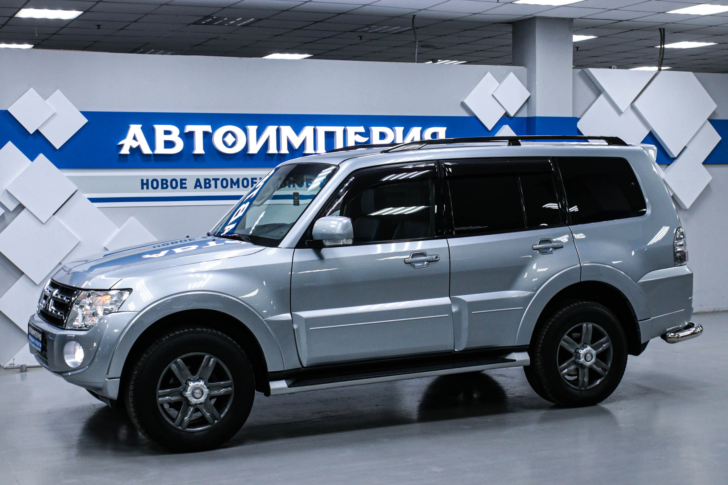 Mitsubishi Pajero 0