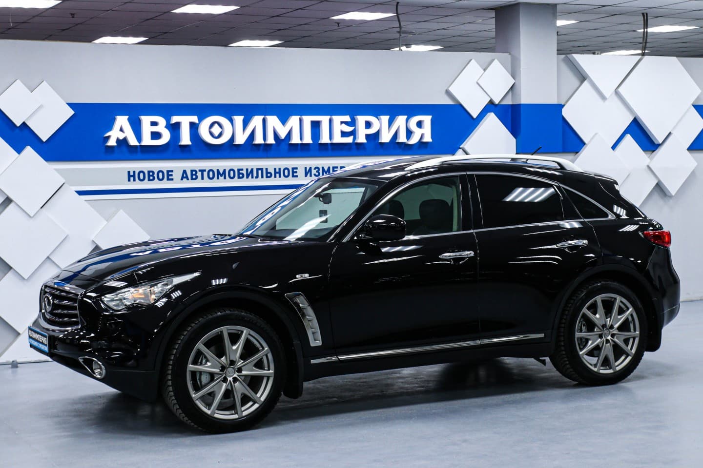 Infiniti FX37 0