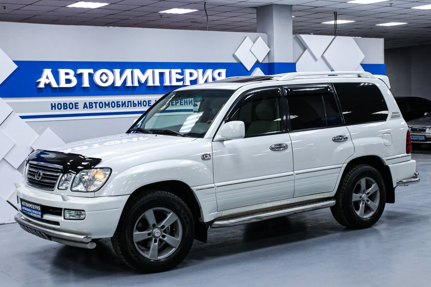 Lexus LX 2