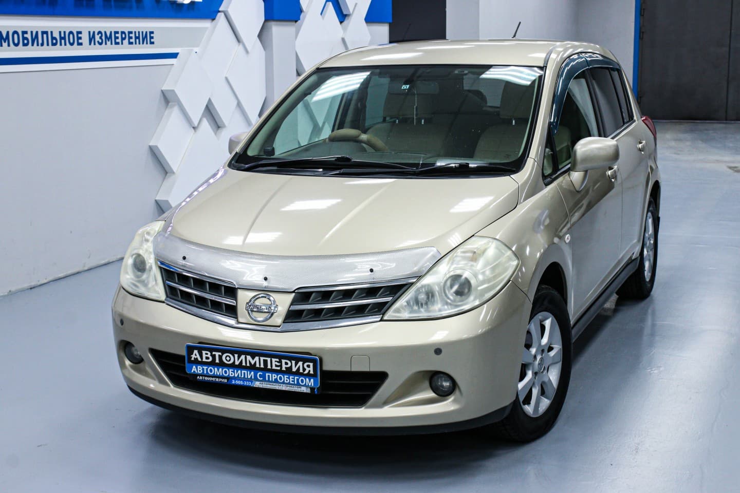 Nissan Tiida 3