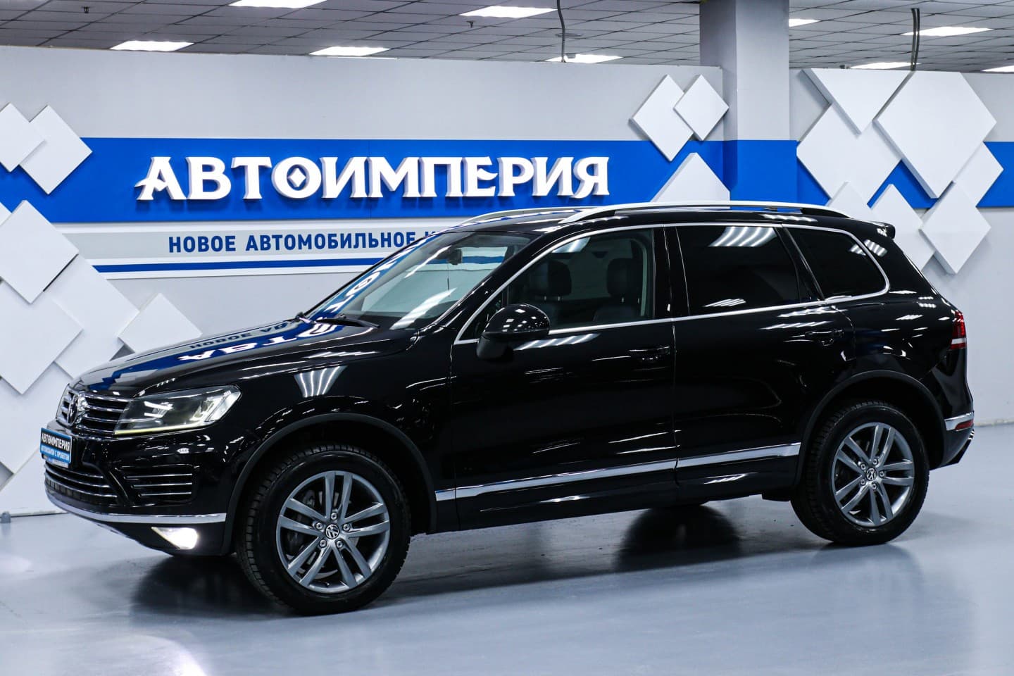 Volkswagen Touareg 0