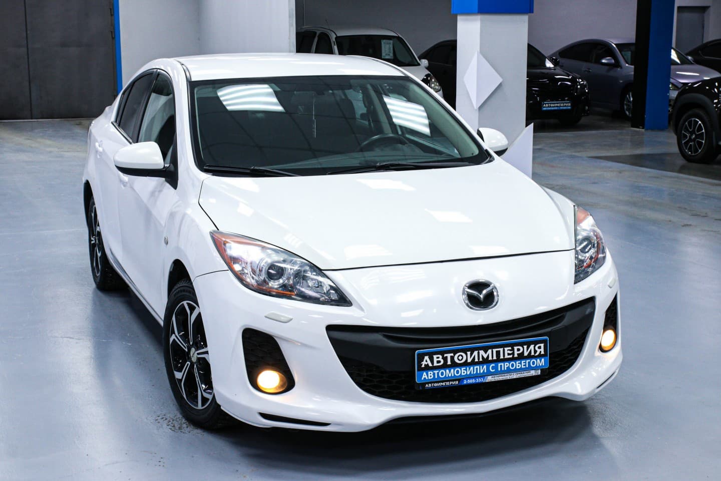 Mazda 3 4