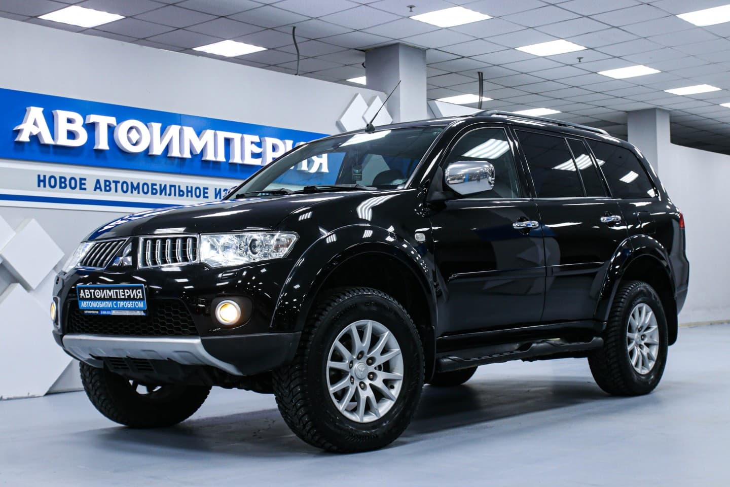 Mitsubishi Pajero Sport 1