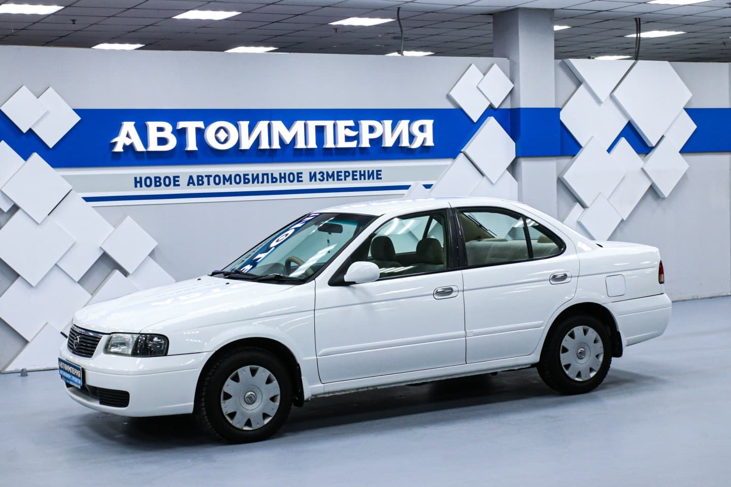 Nissan Sunny 0