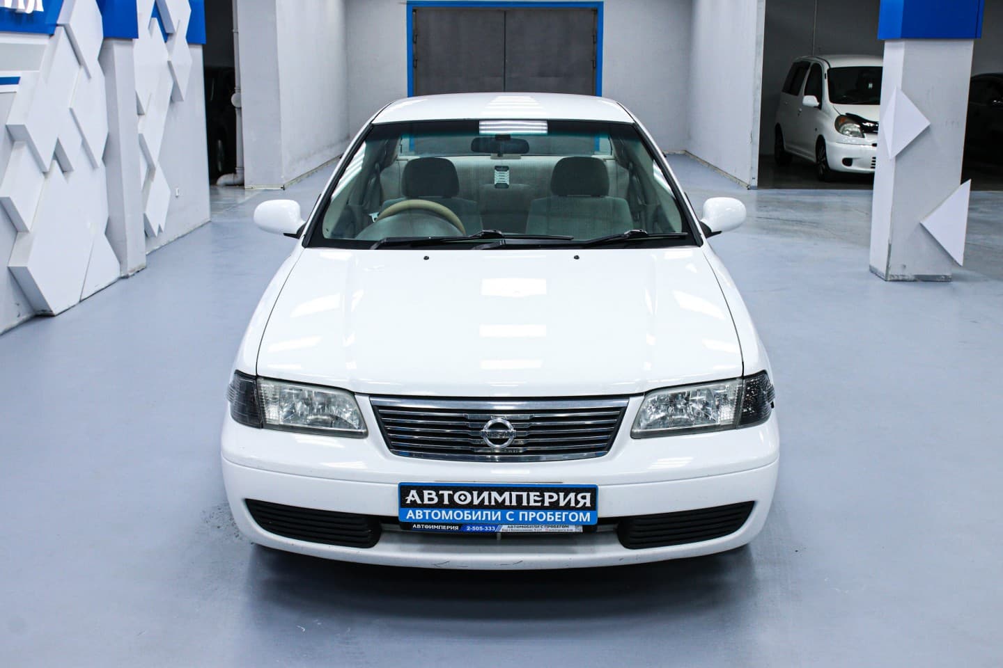 Nissan Sunny 4