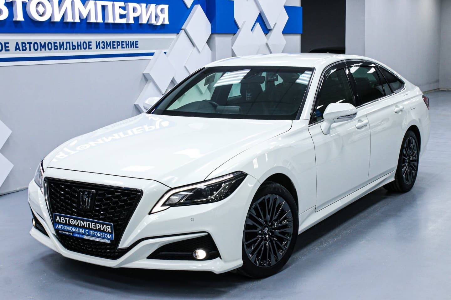 Toyota Crown 2