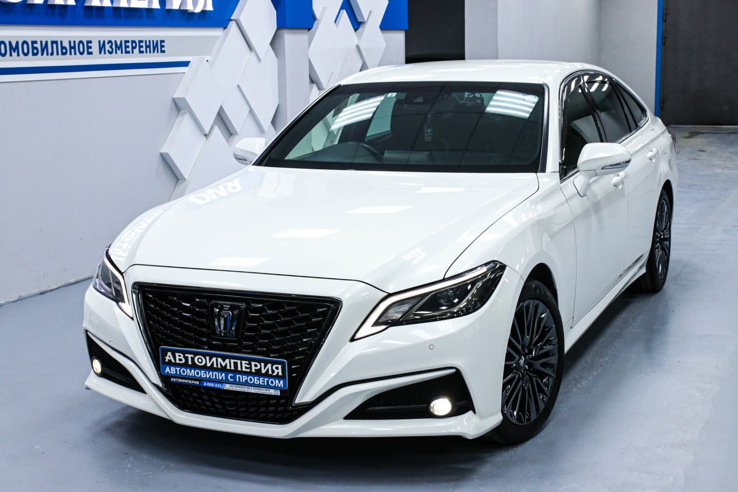 Toyota Crown 3