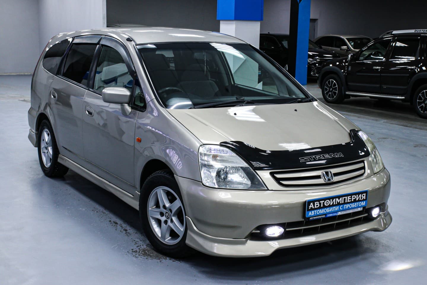 Honda Stream 4