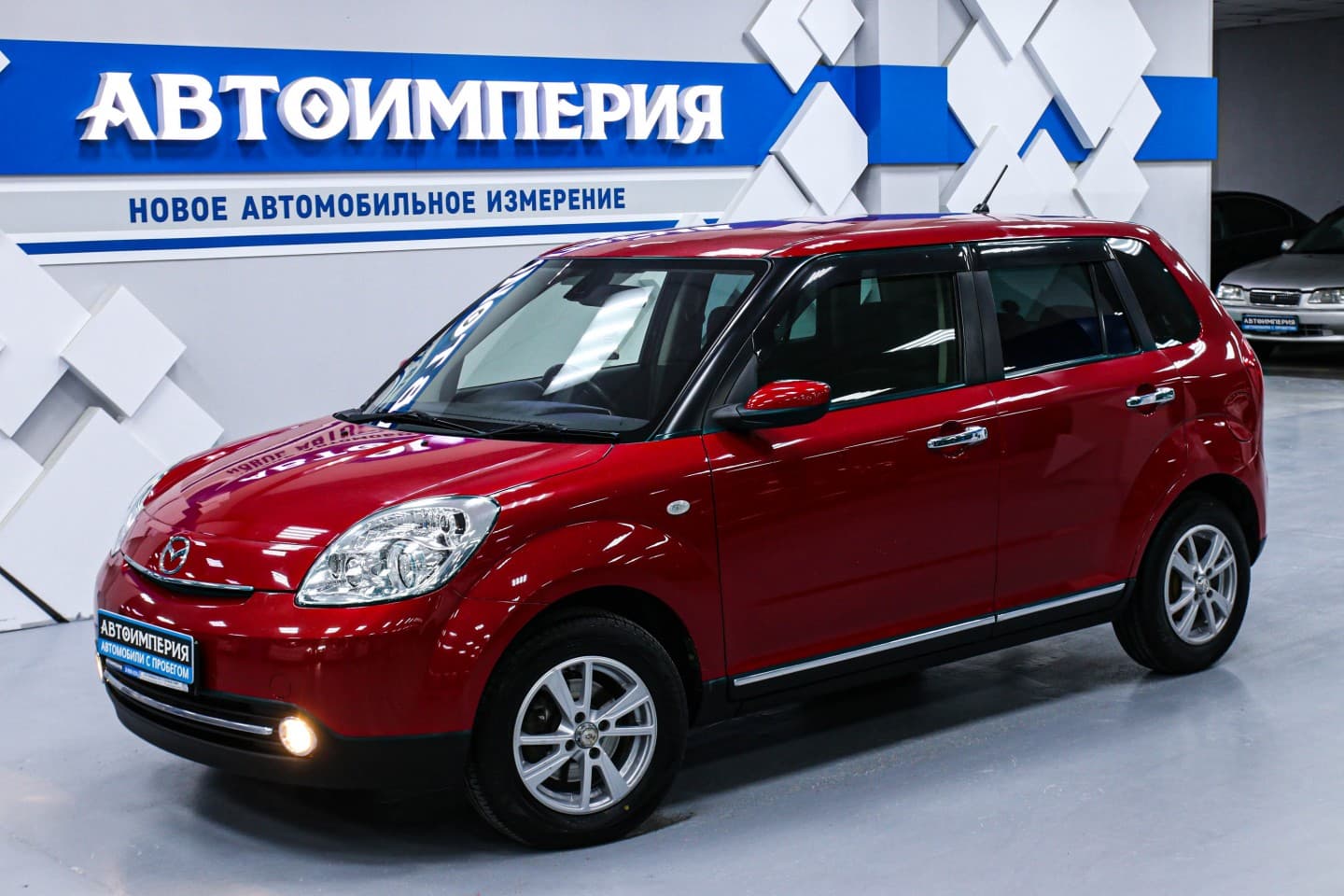 Mazda Verisa 1
