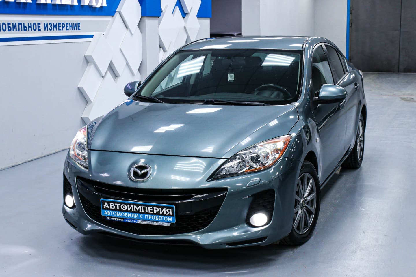 Mazda 3 4