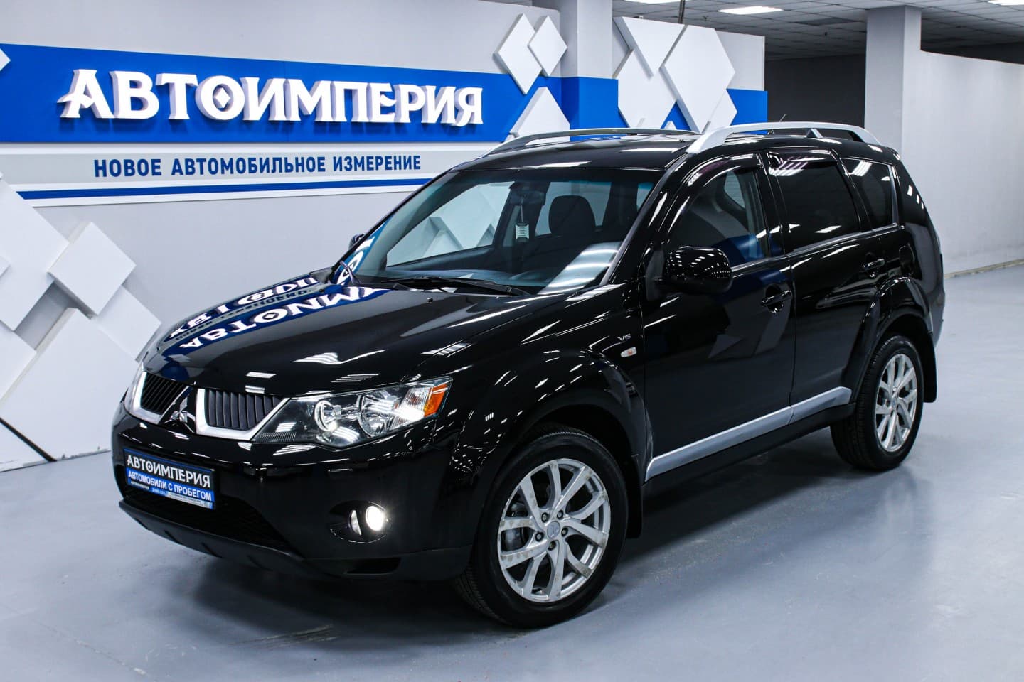 Mitsubishi Outlander XL 2