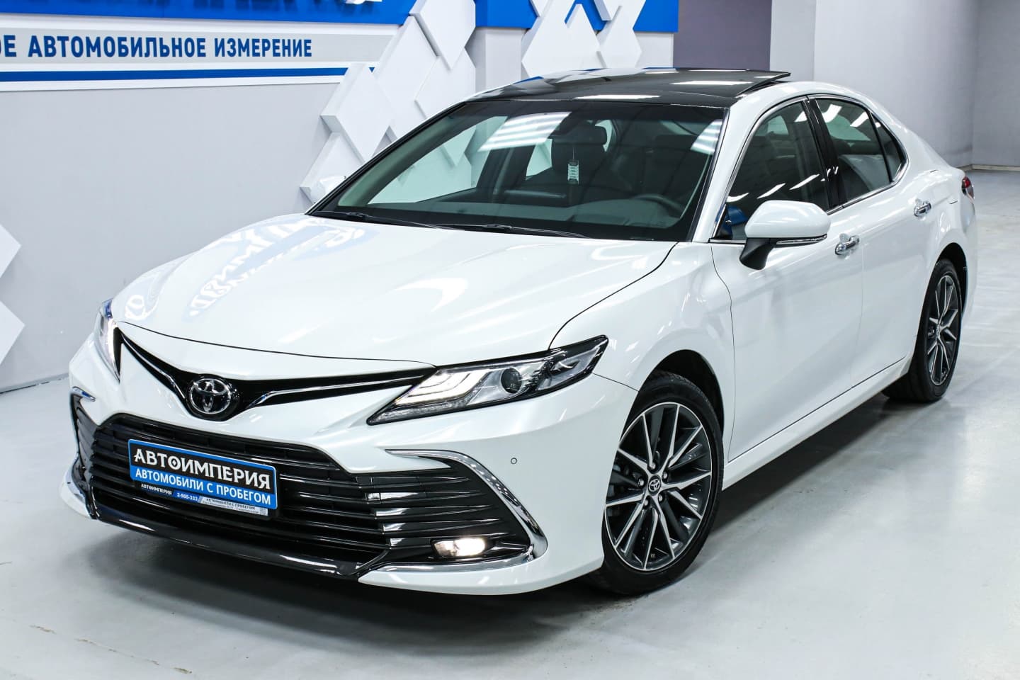 Toyota Camry 3