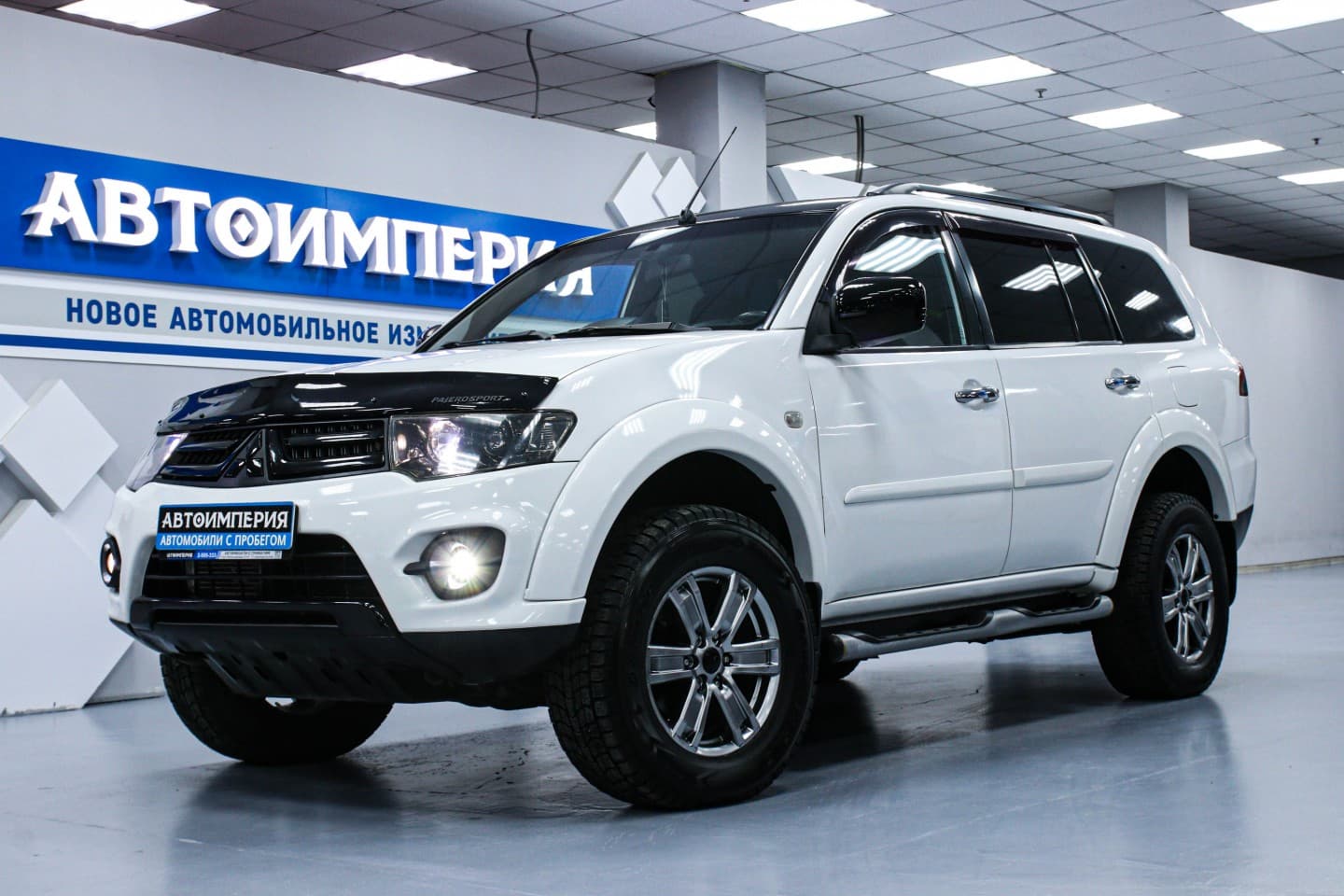 Mitsubishi Pajero Sport 1