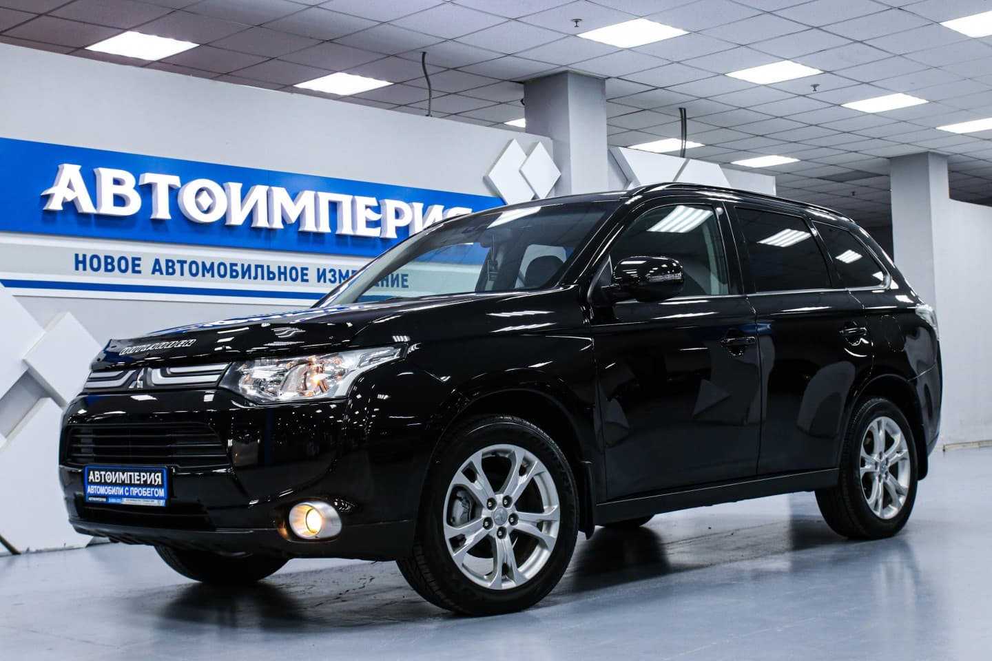 Mitsubishi Outlander 1