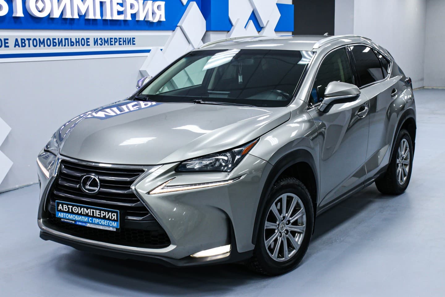 Lexus NX200 3