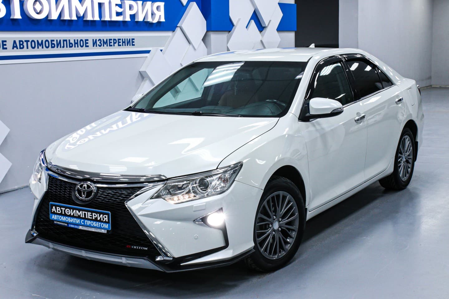 Toyota Camry 2