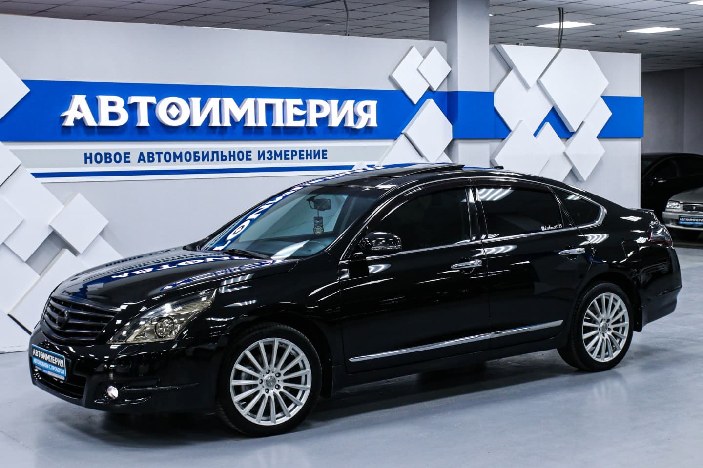 Nissan Teana 1
