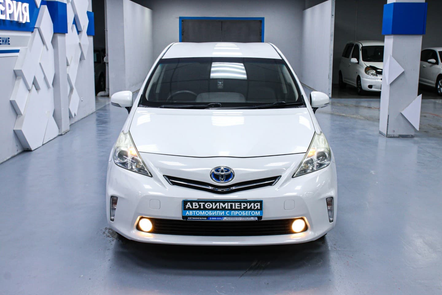 Toyota Prius Alpha 3