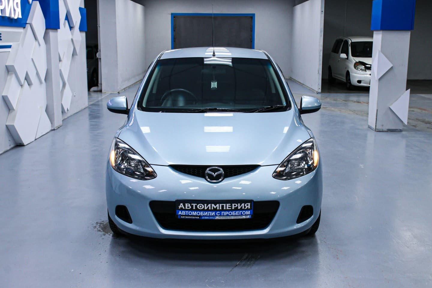 Mazda Demio 4