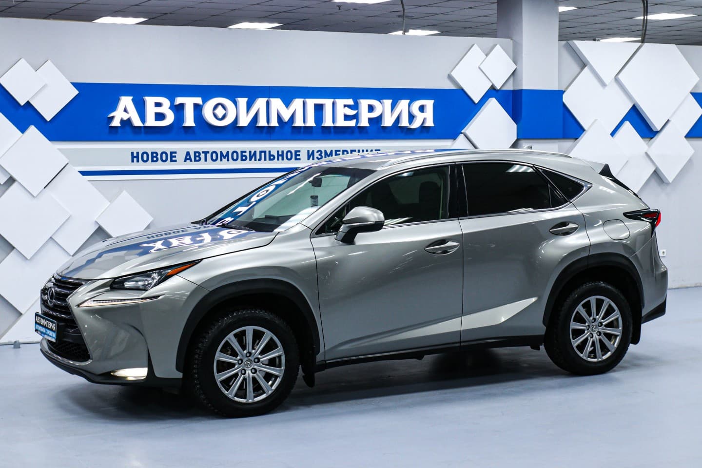 Lexus NX200 0