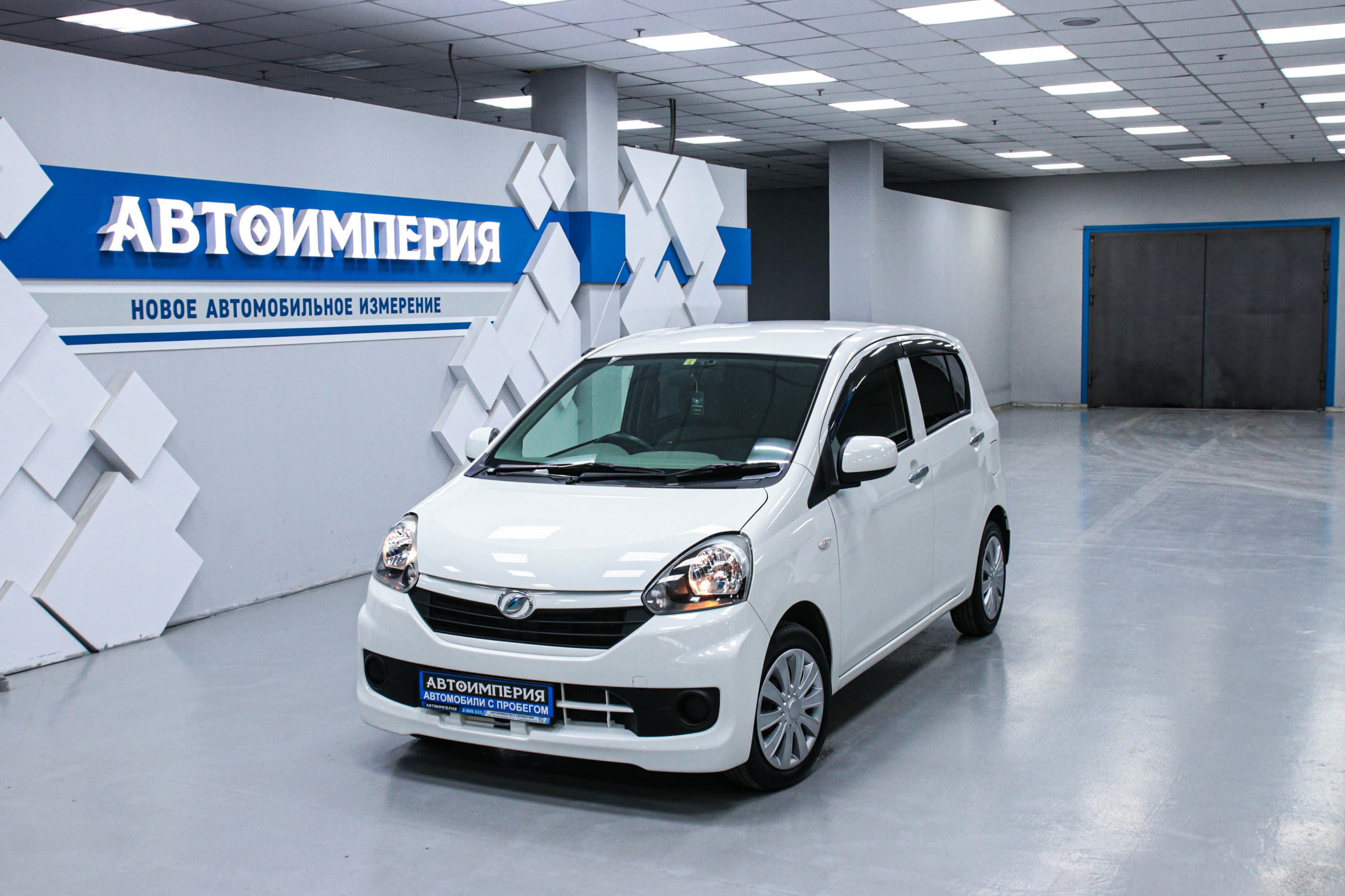 Daihatsu Mira e:S 0