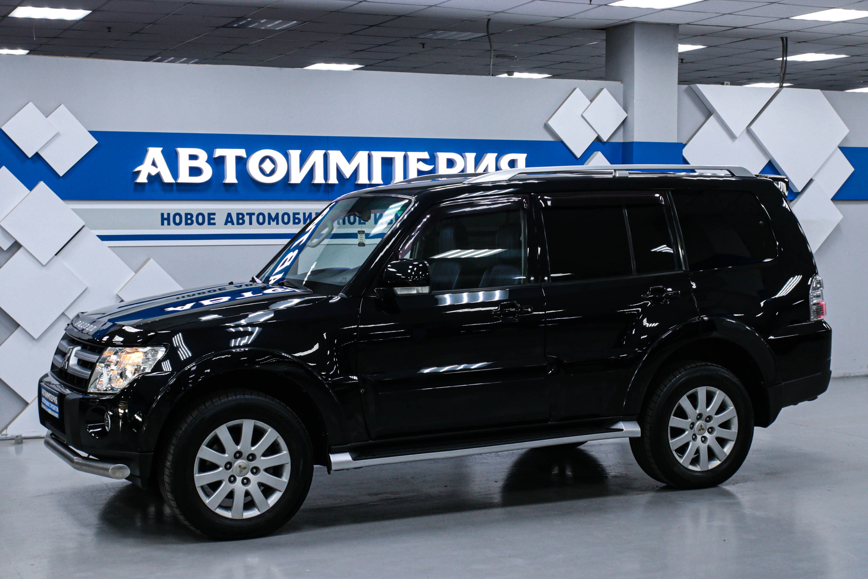 Mitsubishi Pajero 0
