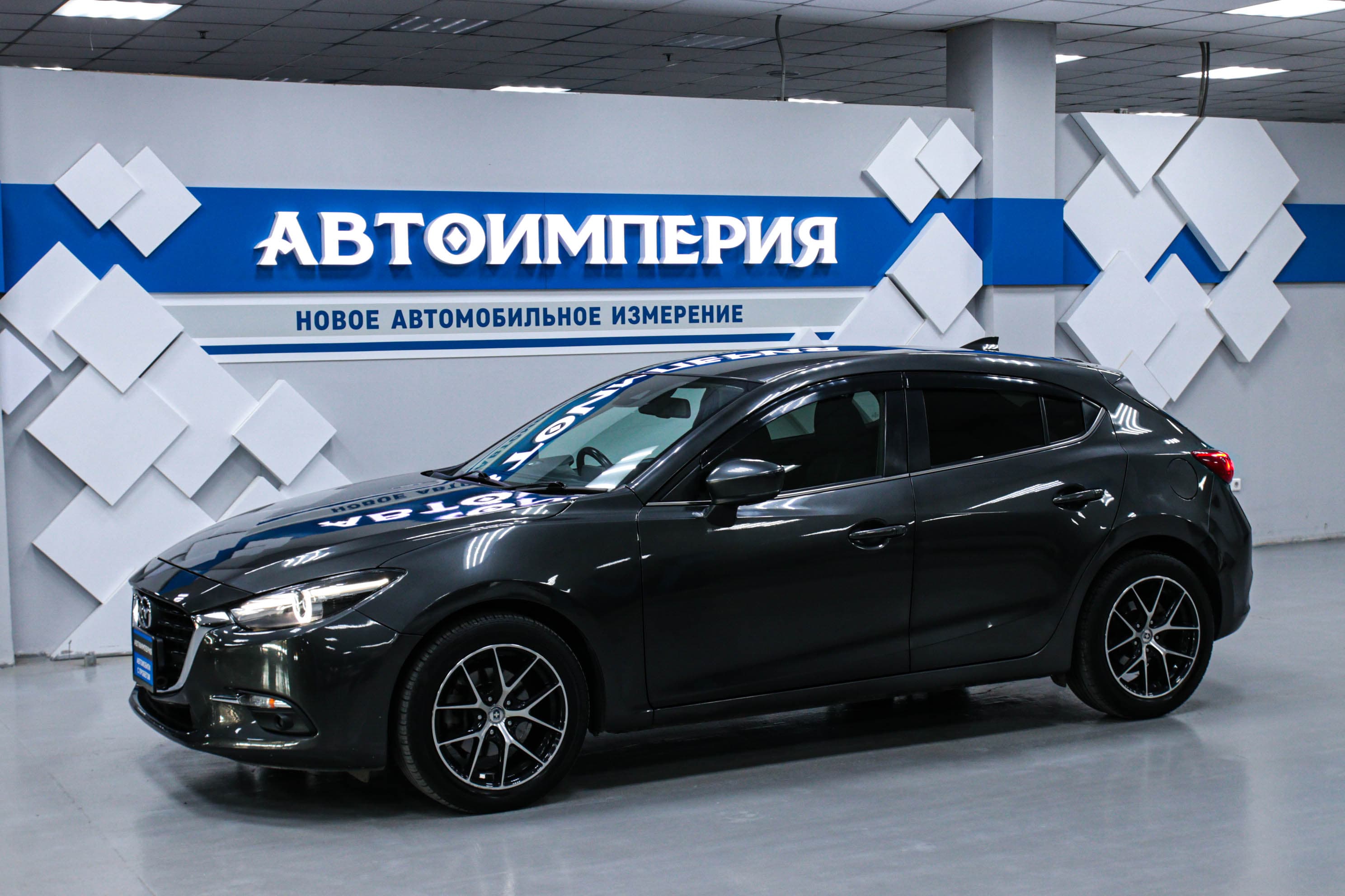 Mazda Axela 0